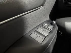 Toyota Yaris thumbnail 17