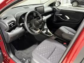 Toyota Yaris thumbnail 8