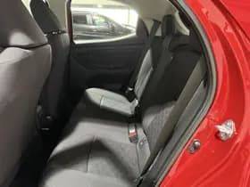 Toyota Yaris thumbnail 9