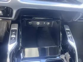 Kia Sorento thumbnail 49