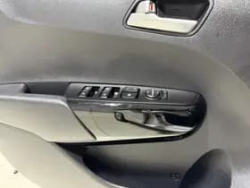 Kia Picanto thumbnail 37