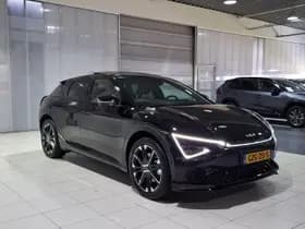 Kia EV6 thumbnail 3