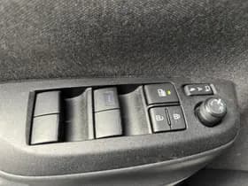 Toyota Yaris-cross thumbnail 13