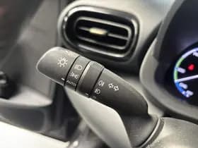 Toyota Yaris-cross thumbnail 39