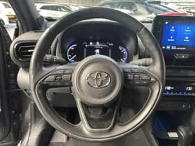 Toyota Yaris-cross thumbnail 6