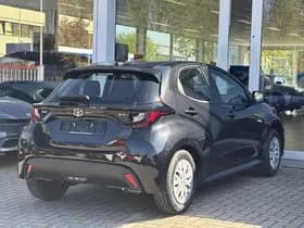 Toyota Yaris thumbnail 40