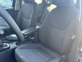 Toyota Yaris thumbnail 48
