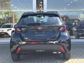 Toyota Yaris thumbnail 6