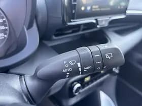 Toyota Yaris thumbnail 52