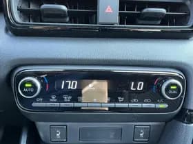 Toyota Yaris thumbnail 27