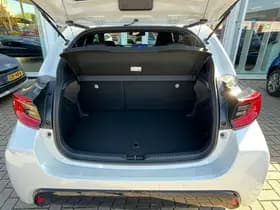 Toyota Yaris thumbnail 54