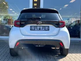 Toyota Yaris thumbnail 10