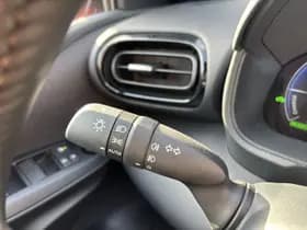 Toyota Yaris thumbnail 21