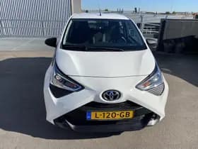 Toyota Aygo thumbnail 16
