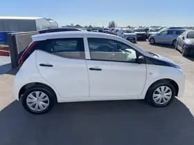 Toyota Aygo thumbnail 64