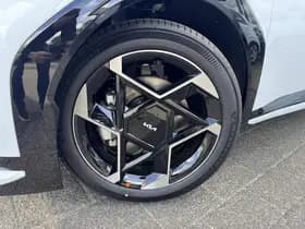 Kia EV4 thumbnail 43