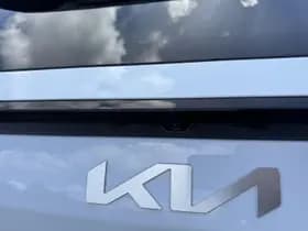 Kia EV4 thumbnail 8
