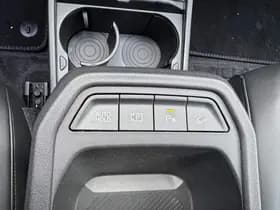 Kia EV4 thumbnail 80