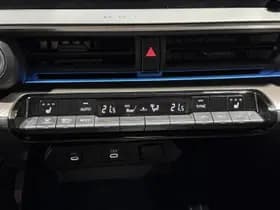 Toyota Prius thumbnail 28