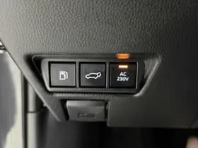 Toyota Prius thumbnail 35