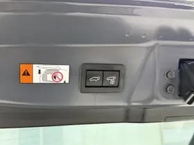 Toyota Prius thumbnail 37