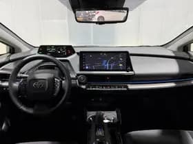Toyota Prius thumbnail 5