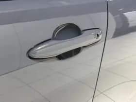 Toyota Prius thumbnail 43