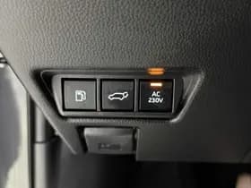 Toyota Prius thumbnail 81