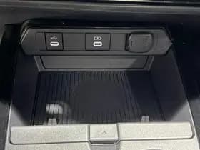 Toyota Prius thumbnail 92