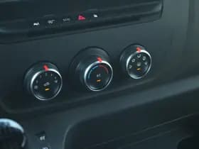 Renault Master thumbnail 25