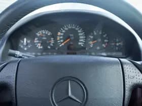 Mercedes-Benz SL-Klasse Cabrio 280 / NL Auto / Volledige Historie thumbnail 17