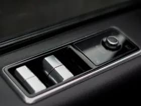 Land Rover Range Rover P400e / Pano / Stoelklima thumbnail 12