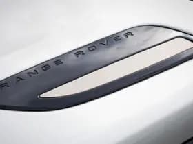 Land Rover Range Rover Velar 2.0 I4 Turbo AWD R-Dynamic HSE thumbnail 22