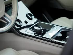 Land Rover Range Rover Velar 2.0 I4 Turbo AWD R-Dynamic HSE thumbnail 41