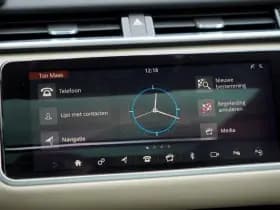 Land Rover Range Rover Velar 2.0 I4 Turbo AWD R-Dynamic HSE thumbnail 45