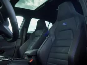 Volkswagen Golf 2.0 TSI R 4Motion thumbnail 2