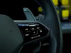 Volkswagen Golf 2.0 TSI R 4Motion thumbnail 50