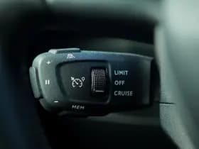 DS DS 3 Crossback 1.2 PureTech Grand Chic thumbnail 28