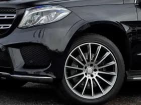 Mercedes-Benz GLS 500 4MATIC thumbnail 36
