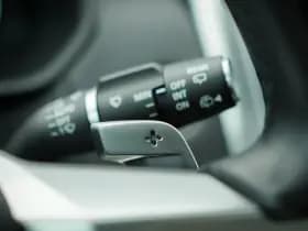 Land Rover Discovery 3.0 D250 R-Dynamic SE thumbnail 38