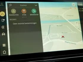 Land Rover Discovery 3.0 D250 R-Dynamic SE thumbnail 42