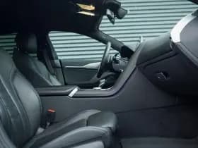 BMW 8 Serie Gran Coupé M850i xDrive High Executive thumbnail 35