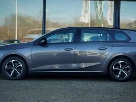 Opel Astra Sports Tourer 1.2 Turbo thumbnail 3