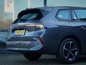 Opel Astra Sports Tourer 1.2 Turbo thumbnail 38