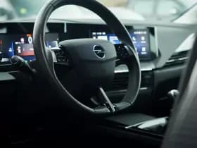 Opel Astra Sports Tourer 1.2 Turbo thumbnail 6