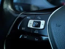 Volkswagen E-Golf / Stoelverwarming / Incl BTW / DAB / Camera / Adaptive Cruise thumbnail 20