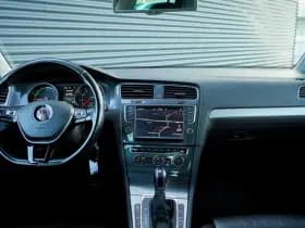 Volkswagen E-Golf / Stoelverwarming / Incl BTW / DAB / Camera / Adaptive Cruise thumbnail 7