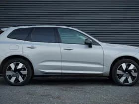 Volvo XC60 2.0 T6 Plug-in hybrid AWD Plus Dark thumbnail 13
