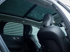 Volvo XC60 2.0 T6 Plug-in hybrid AWD Plus Dark thumbnail 21