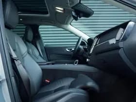 Volvo XC60 2.0 T6 Plug-in hybrid AWD Plus Dark thumbnail 22